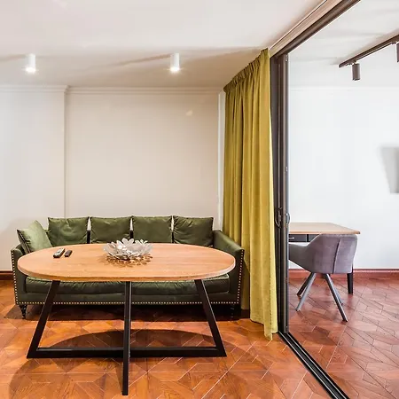 Romari площа ринок 18 Apartman *