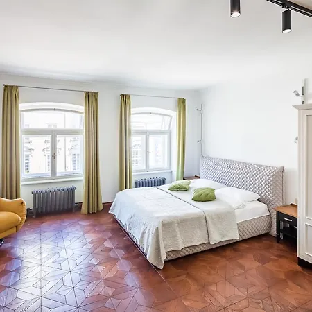 Romari площа ринок 18 Apartman