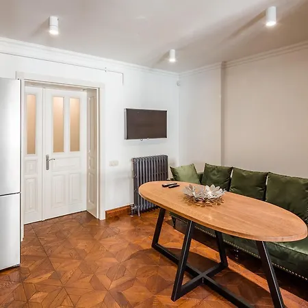 Romari площа ринок 18