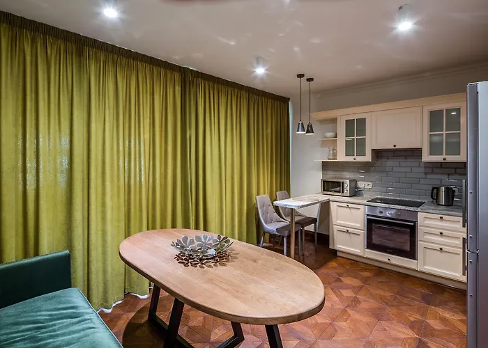 Romari площа ринок 18