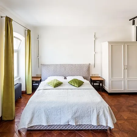 Romari площа ринок 18 利沃夫